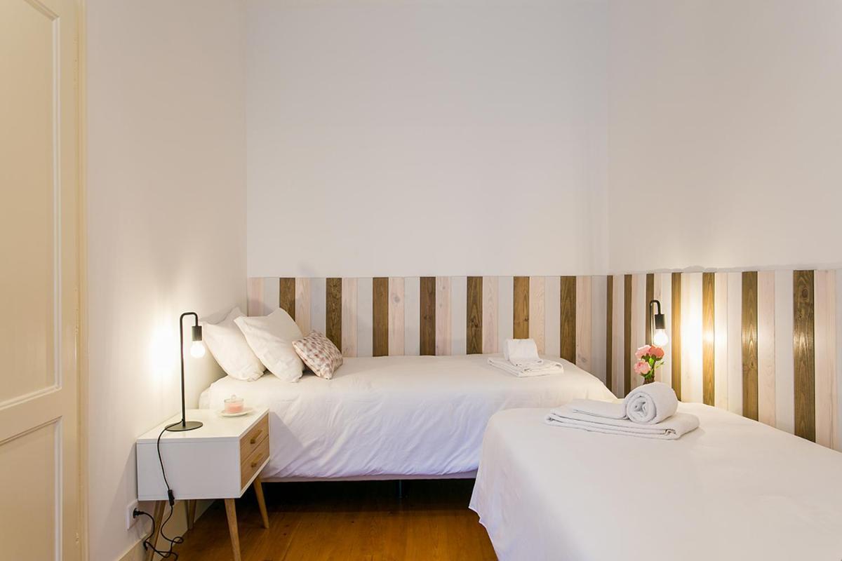 Lovelystay - Cozy 3Bdr Apartment In Estrela Lisbon Bagian luar foto
